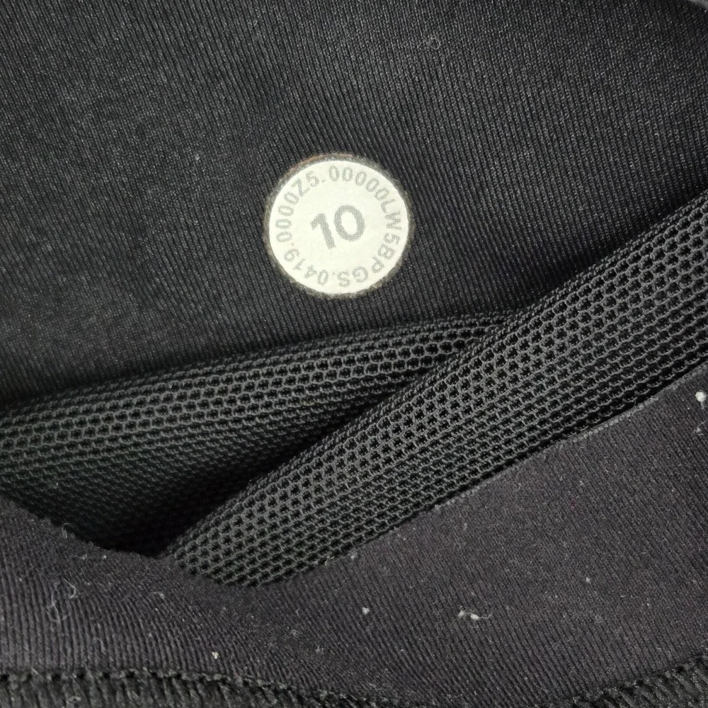 lululemon athletica *please carefully